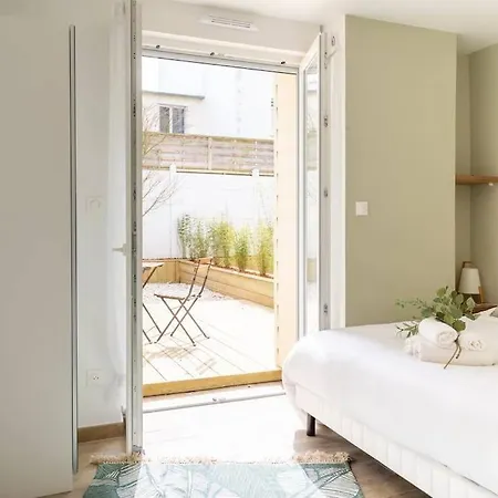 Apartment Rare Penfret - Studio Neuf & Cosy Avec Terrasse / Proche Centre-ville Et Fac / Stationnement Gratuit / 100m Du Bus